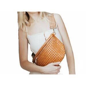 NEW PRETTY SIMPLE women's woven westlyn bum bag in brown